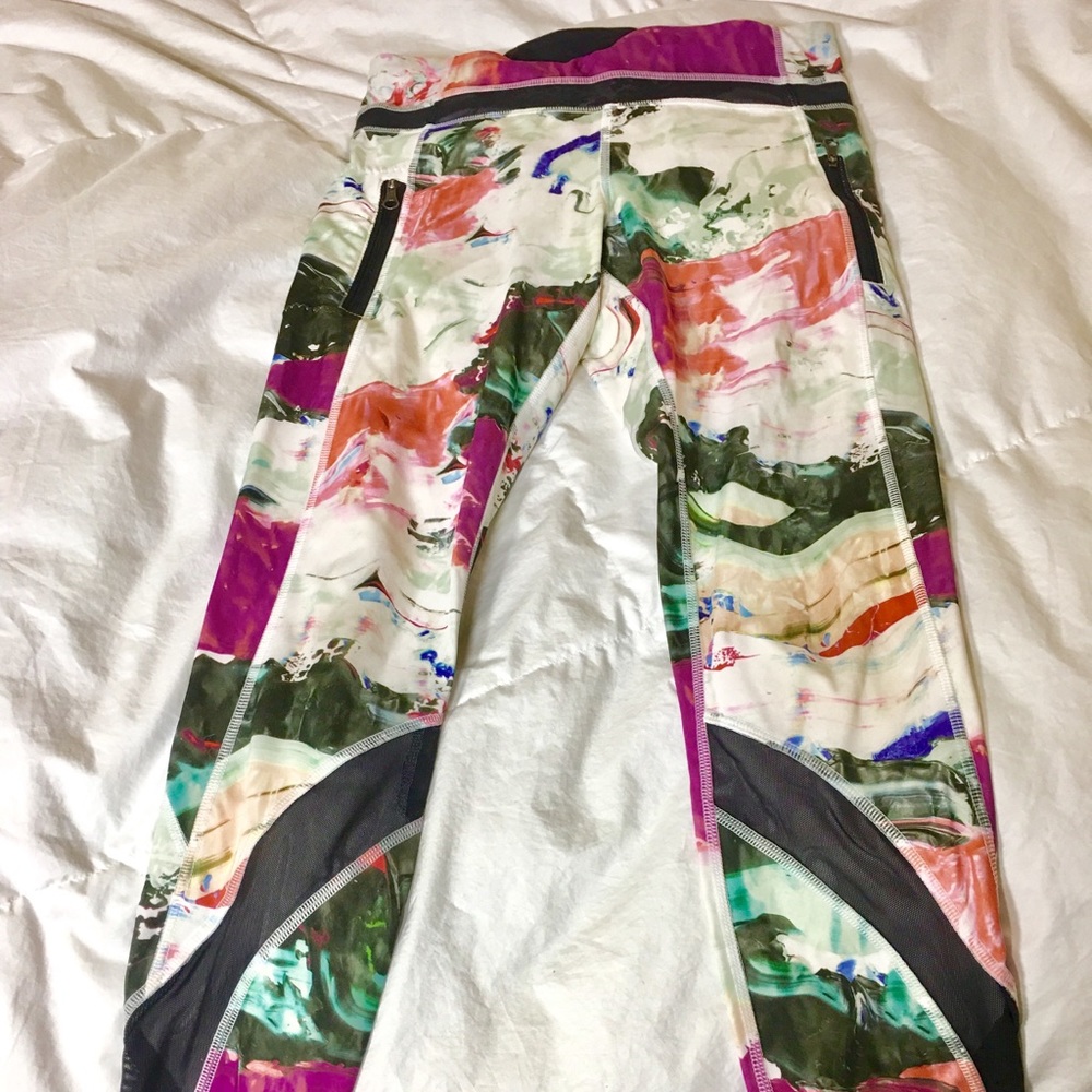 Lululemon leggings - worn twice - size 6